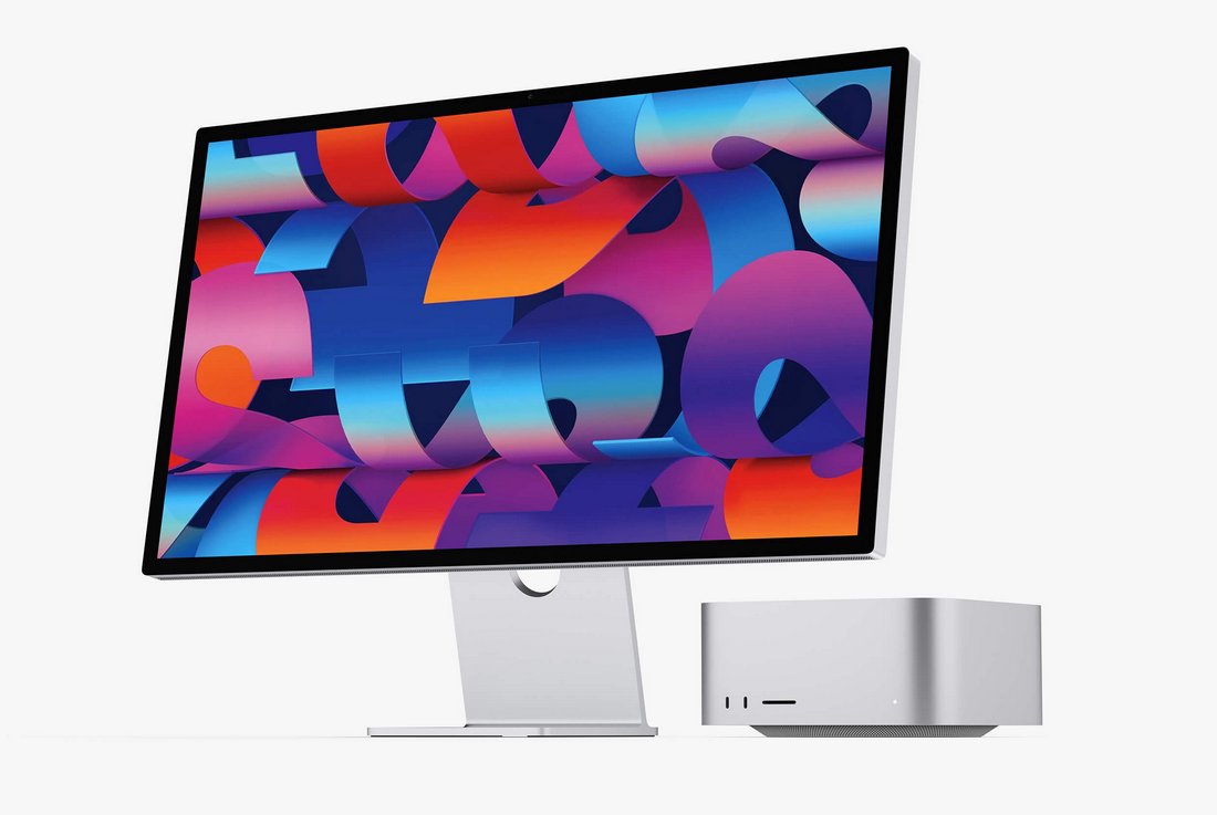 Free Mac Studio & Studio Display Mockup